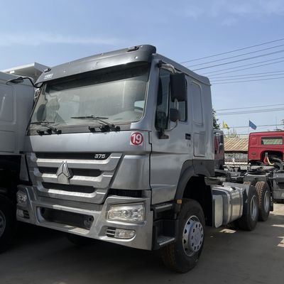شراء شاحنة سينوتروك مستعملة شاحنة جرار هوو بسعة المحرك 8L ومقعد سائق التعليق الهوائي online manufacture