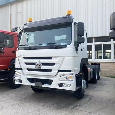سعر جيد EURO2 شاحنة سينوتريك مستعملة Howo 6x4 جرار رأس شاحنة مع مكيف الهواء يدوي الانترنت